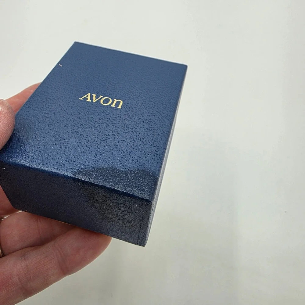 Avon Womens Lustre Ring Faux Pearl Turquoise Accent Vintage 1972 Gold Tone Small